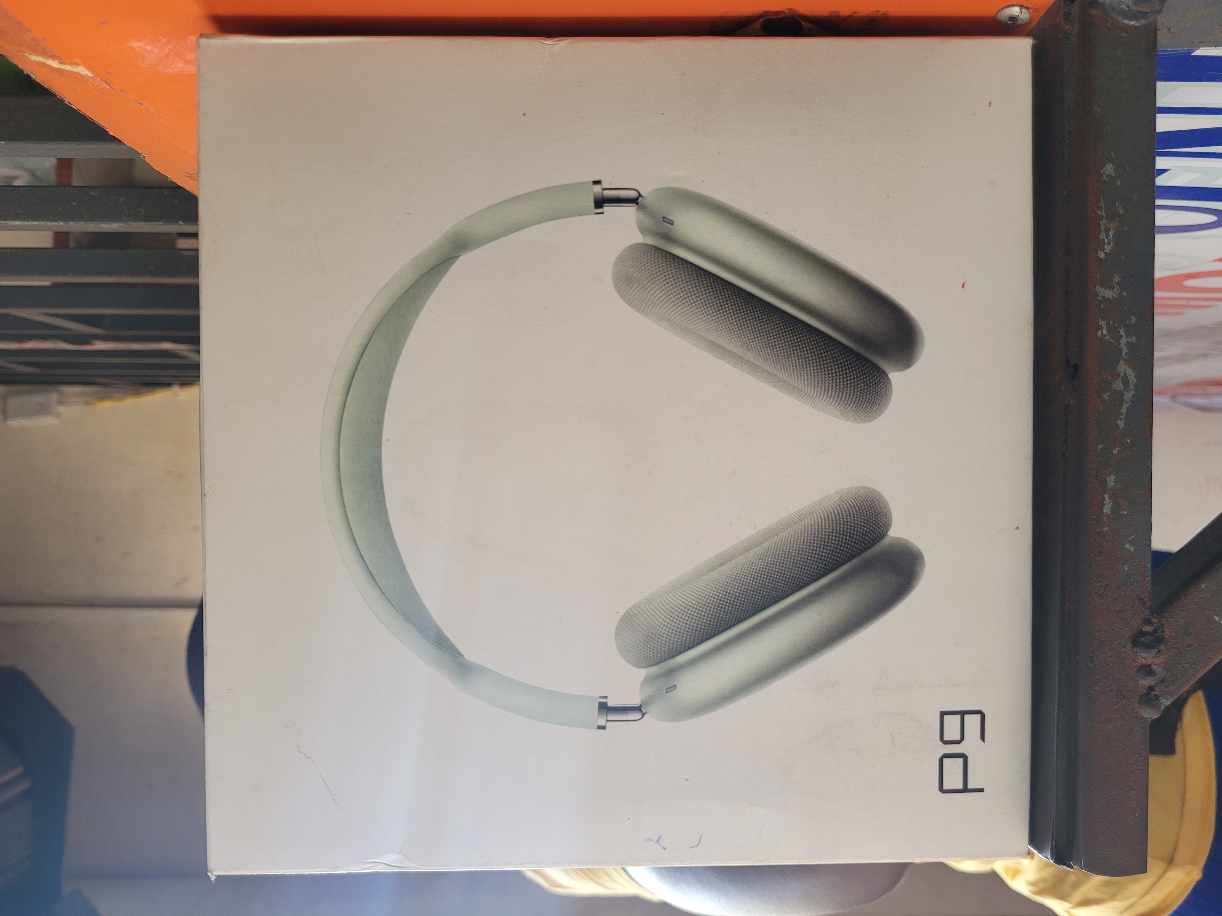 P9 Headphone