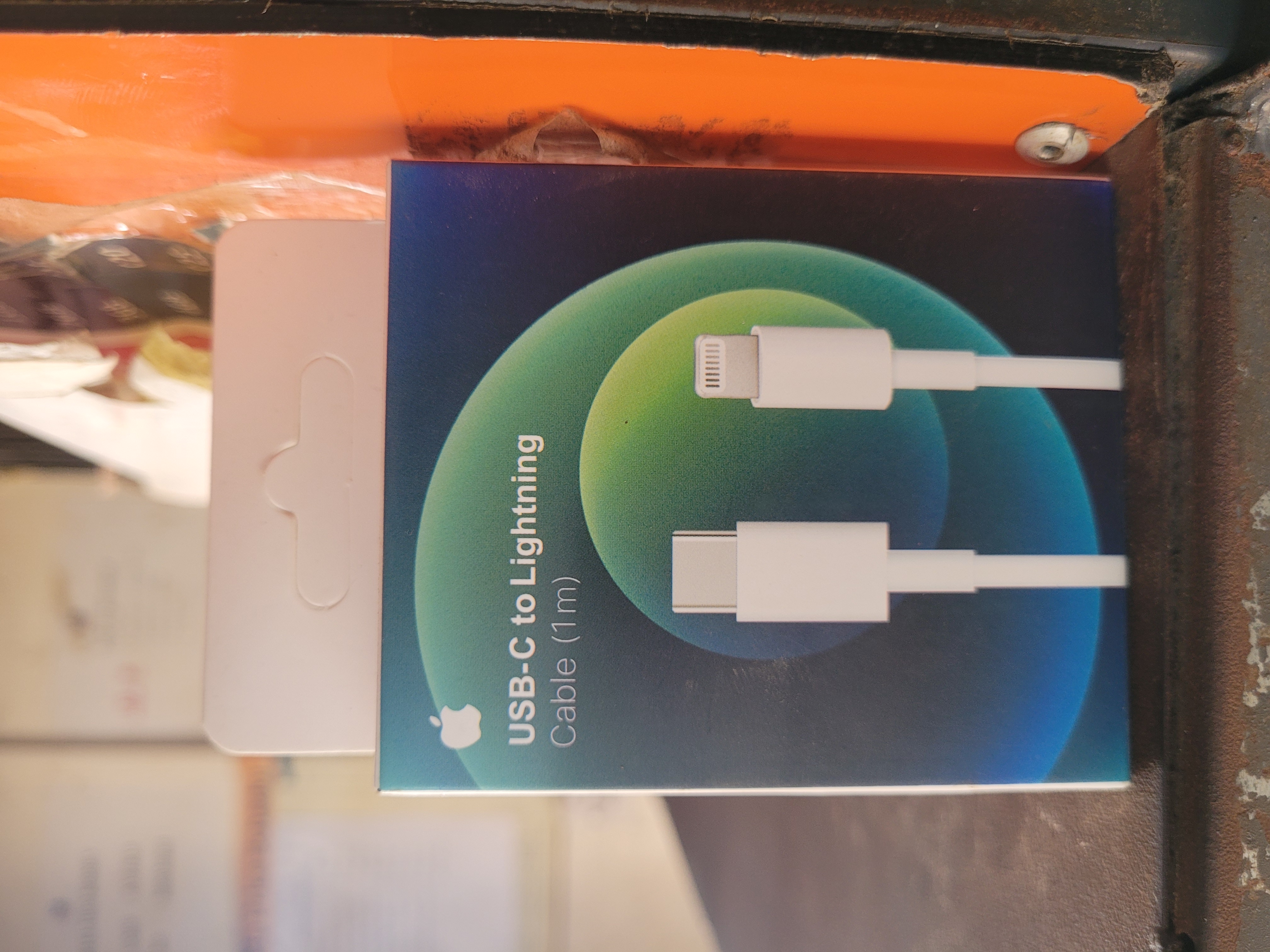 USB - lightning charger